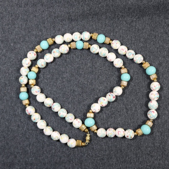 vintage hand painted glass beaded necklace - Picture 2 of 12